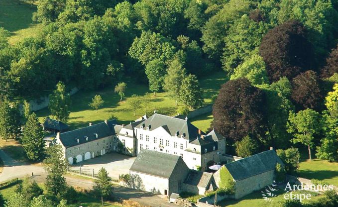 Castle in Ciney for 31 persons in the Ardennes