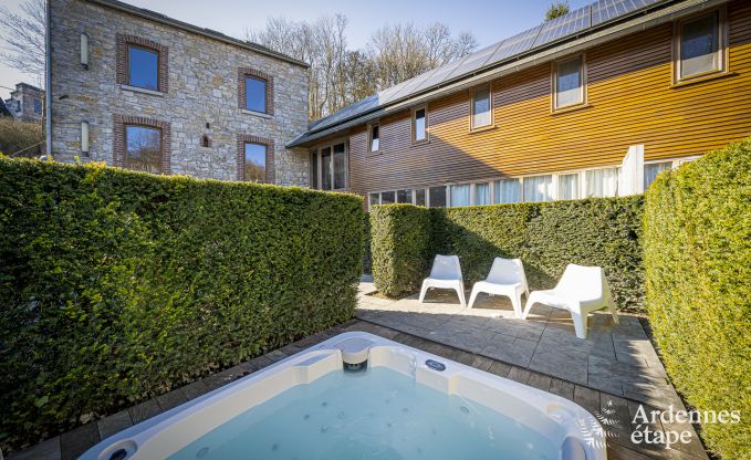 Memorable stay in Durbuy: Spacious holiday home for 18 people with luxury amenities in the heart of the Ardennes
