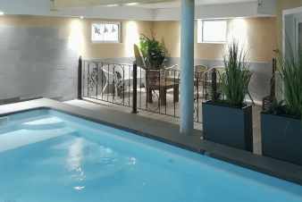 Luxury villa with indoor swimming pool for 9 persons holidays in Malmedy