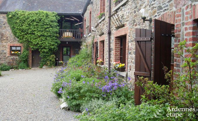 Holiday cottage in Sainte-Ode for 2 persons in the Ardennes