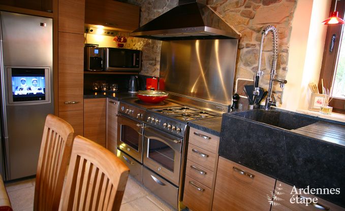 Holiday cottage in Thuin for 8 persons in the Ardennes