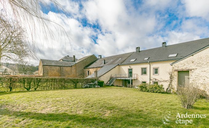 Holiday cottage in Chassepierre for 12 persons in the Ardennes
