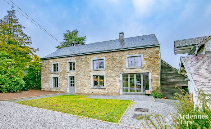 Holiday cottage in Daverdisse for 14 persons in the Ardennes
