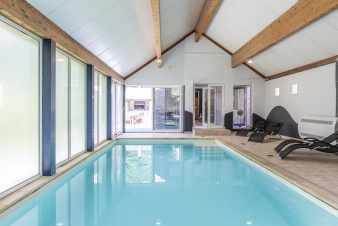 Holiday home for 22 people, with indoor pool, near Durbuy