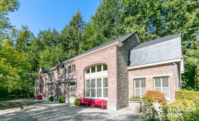 Luxury villa in Gedinne for 18 persons in the Ardennes