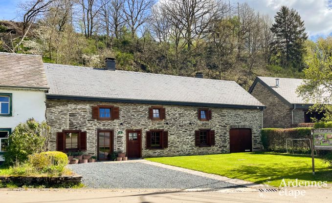 Holiday cottage in Houffalize for 8 persons in the Ardennes