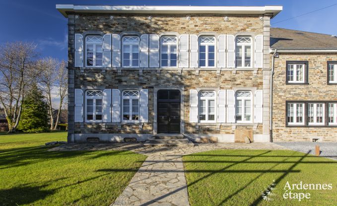 Luxury villa in Paliseul for 15 persons in the Ardennes